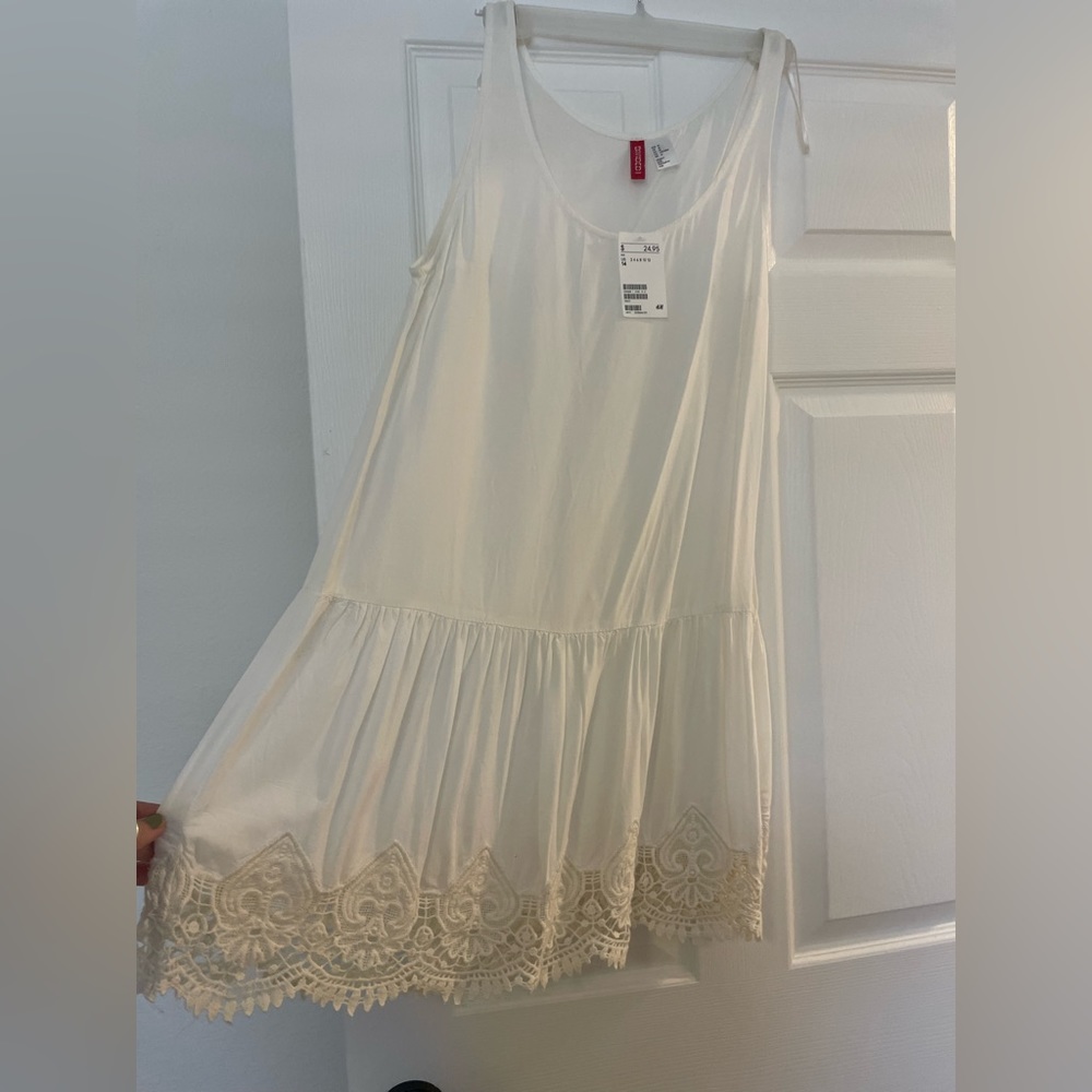 H&M Divided White dress lace detail